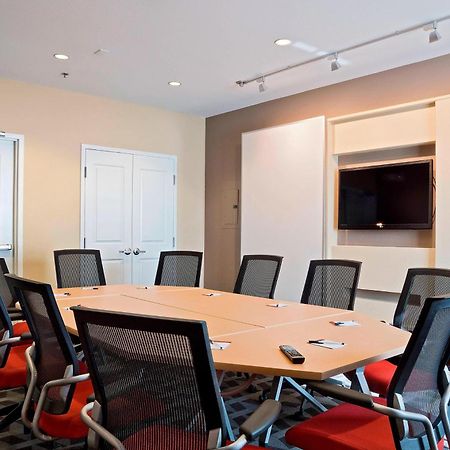 Towneplace Suites By Marriott Dodge City Εξωτερικό φωτογραφία