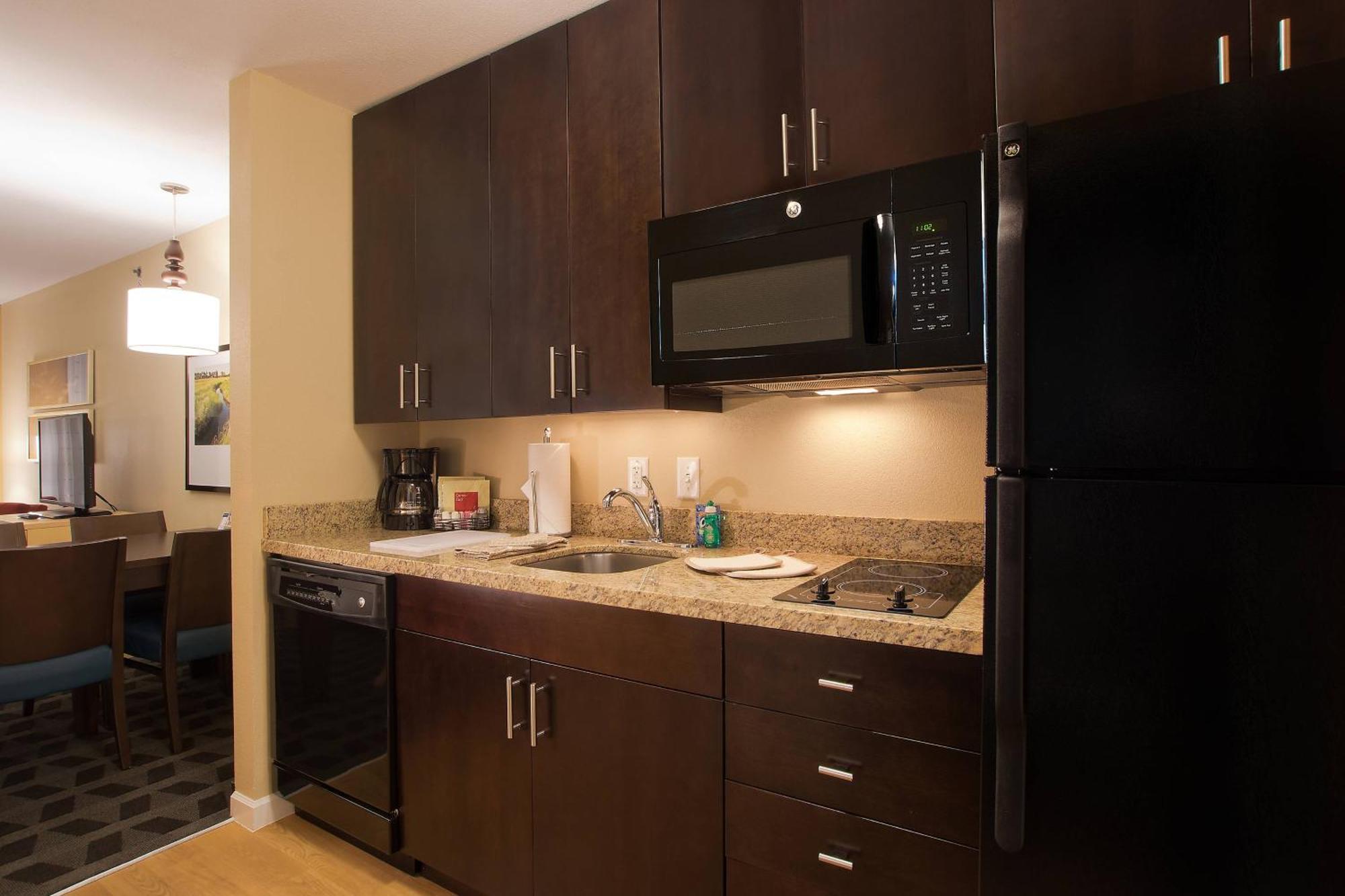 Towneplace Suites By Marriott Dodge City Εξωτερικό φωτογραφία